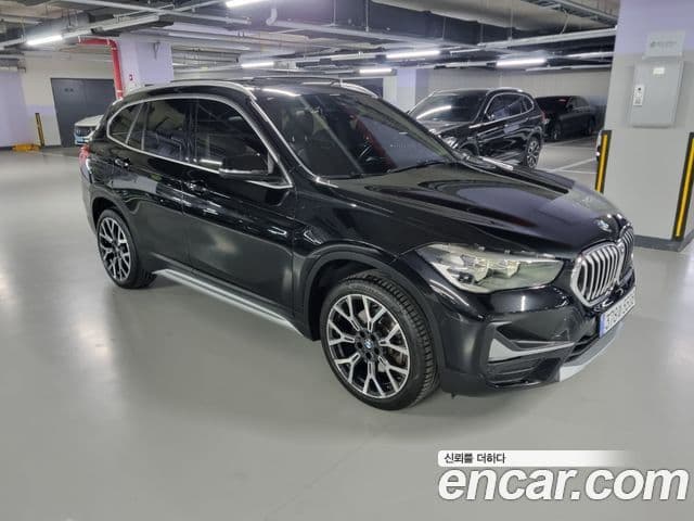 BMW X1 2022 — Şəkil 1/19
