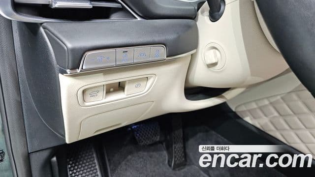 Genesis GV80 2020 — ფოტო 19/20