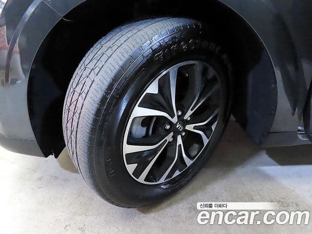Kia Carnival 2021 — Фото 19/20