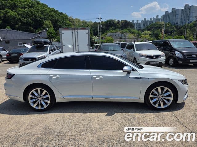 Volkswagen Arteon 2023 — Şəkil 12/20