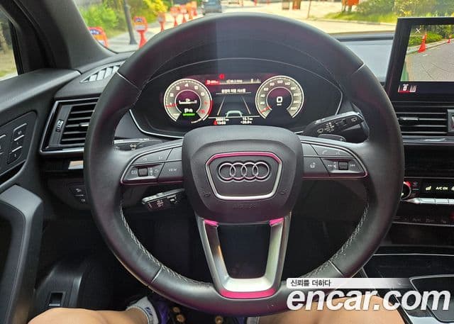 Audi Q5 2021 — Şəkil 12/20