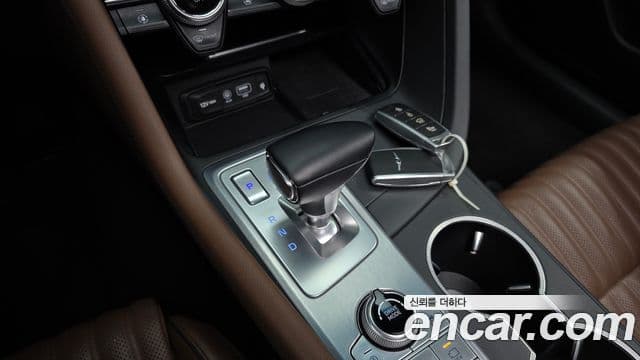 Genesis G70 2019 — Şəkil 9/20