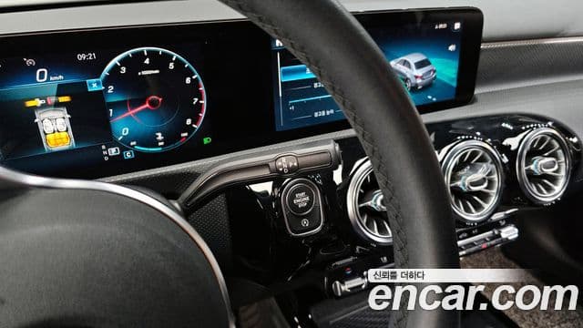 Mercedes-Benz A-Class 2021 — ფოტო 9/20