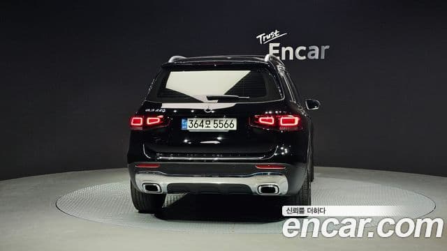 Mercedes-Benz GLB-Class 2021 — Şəkil 4/20