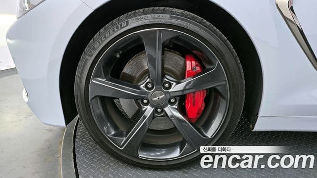 Genesis G70 2018 — ფოტო 5/20