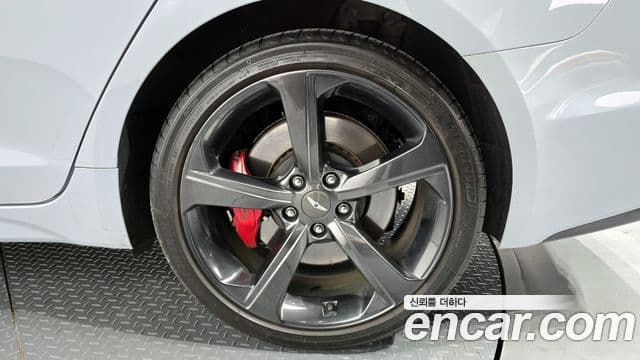 Genesis G70 2018 — Photo 26/30