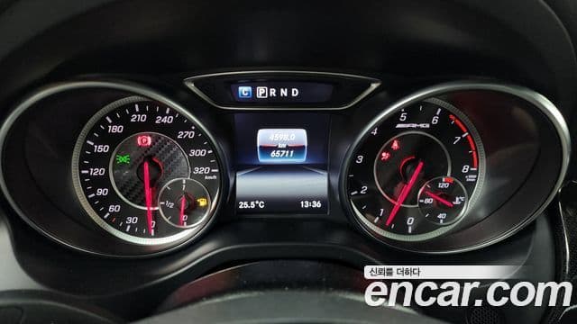 Mercedes-Benz GLA-Class 2019 — Фото 6/20