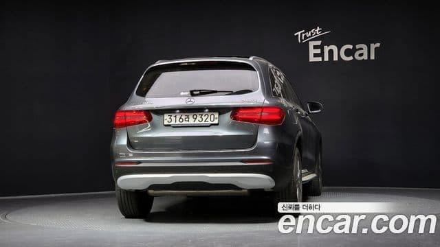 Mercedes-Benz GLC-Class 2018 — Şəkil 4/20