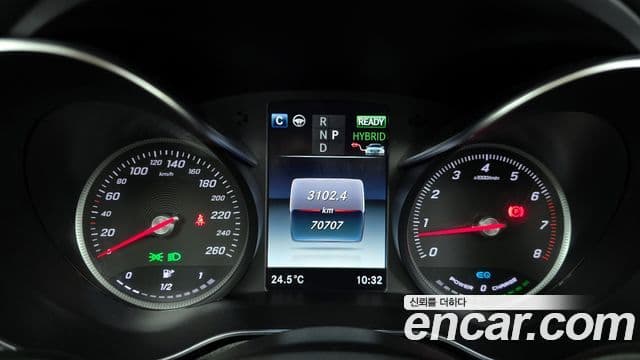 Mercedes-Benz GLC-Class 2018 — Şəkil 8/20