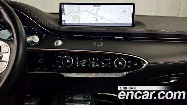 Genesis GV70 2021 — Şəkil 14/20
