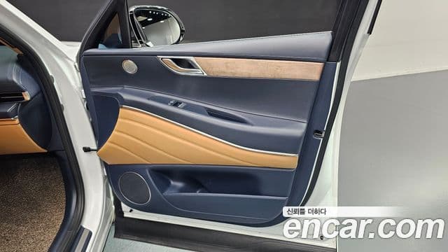 Genesis GV80 2020 — Photo 14/30
