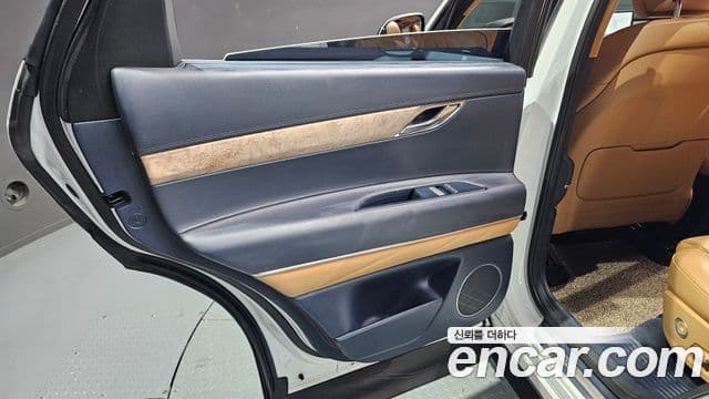Genesis GV80 2020 — Photo 23/30