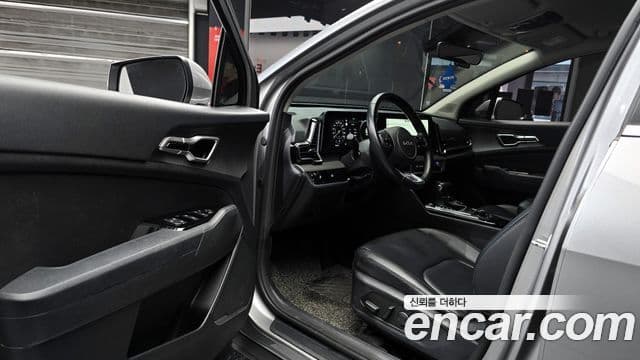 Kia Sportage 2021 — Фото 10/20