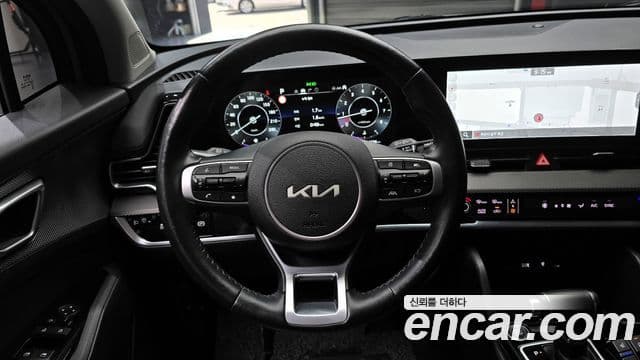 Kia Sportage 2021 — Фото 13/20
