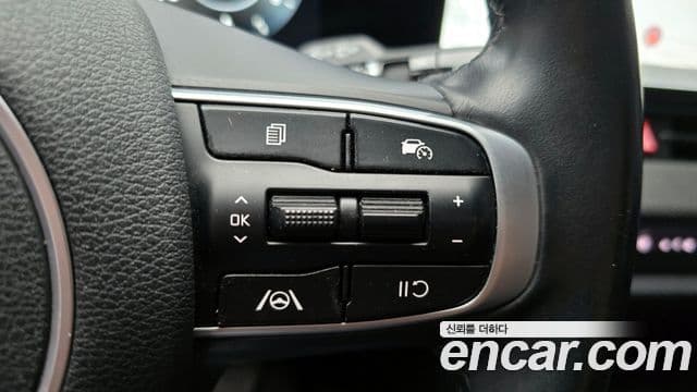 Kia Sportage 2021 — Фото 19/20