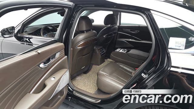 Kia The K9 2020 — Photo 18/30