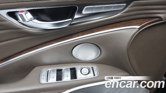 Kia The K9 2020 — Photo 22/30