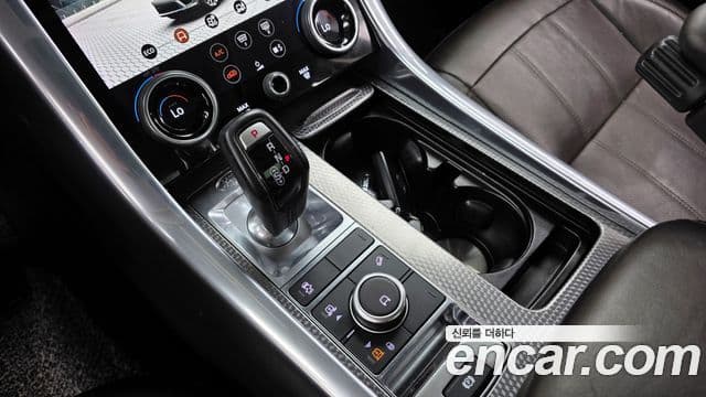 Land Rover Range Rover Sport 2019 — Photo 4/20