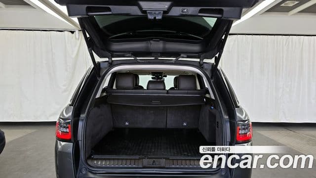 Land Rover Range Rover Sport 2019 — Photo 3/20