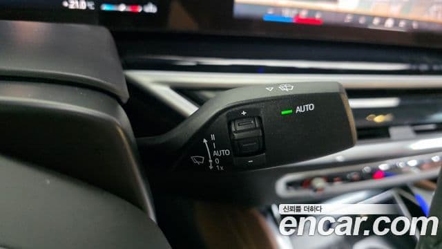 BMW X6 2025 — Photo 24/38
