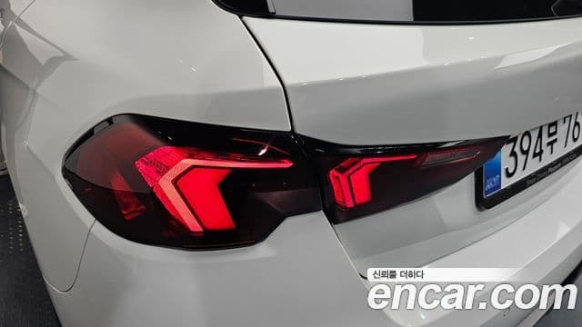 BMW 1 Series 2025 — Photo 32/36