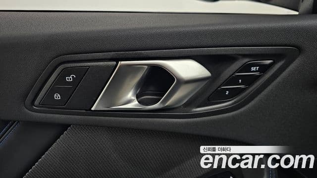 BMW 1 Series 2025 — Photo 19/36