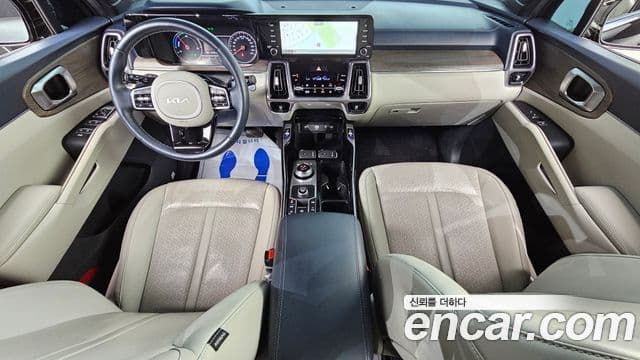 Kia Sorento 2023 — Фото 7/20