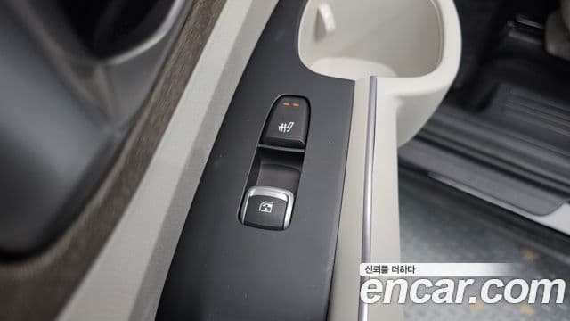 Kia Sorento 2023 — Фото 19/20