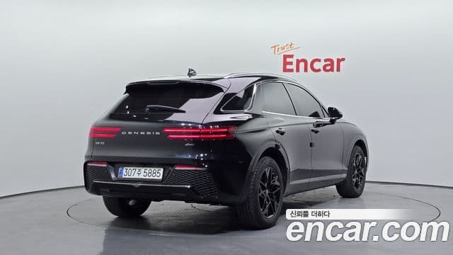 Genesis GV70 2021 — Şəkil 2/20
