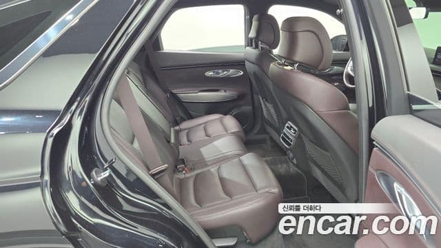 Genesis GV70 2021 — Şəkil 19/20