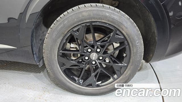Genesis GV70 2021 — ფოტო 3/35