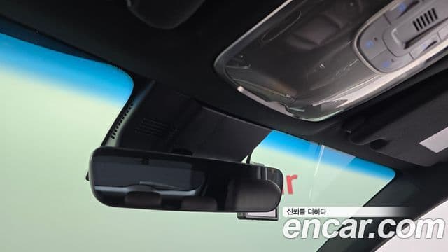 Genesis GV70 2021 — ფოტო 25/35
