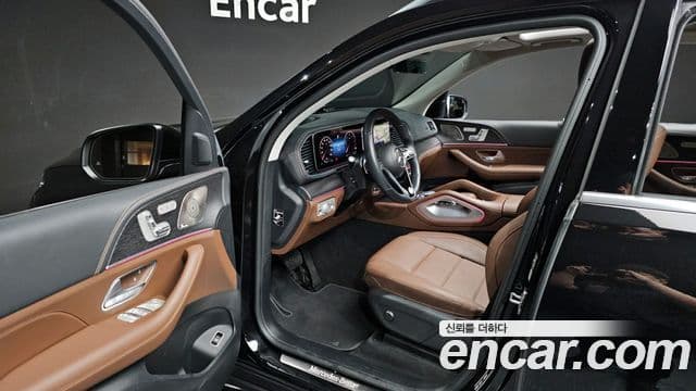 Mercedes-Benz GLE-Class 2024 — Şəkil 10/20