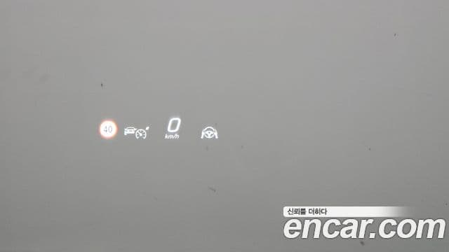 Mercedes-Benz EQE 2023 — ფოტო 24/32
