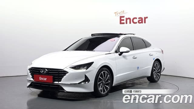 Hyundai Sonata 2019 — ფოტო 1/20