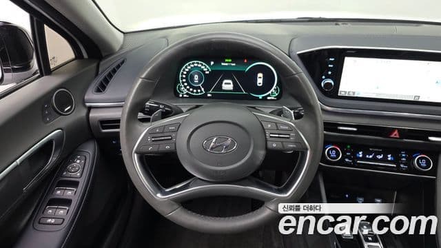 Hyundai Sonata 2019 — ფოტო 16/20