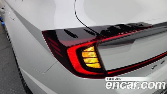 Hyundai Sonata Hybrid 2019 — Şəkil 30/30