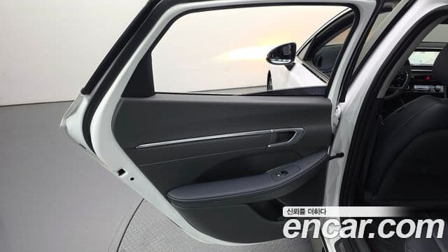 Hyundai Sonata Hybrid 2019 — Şəkil 3/30