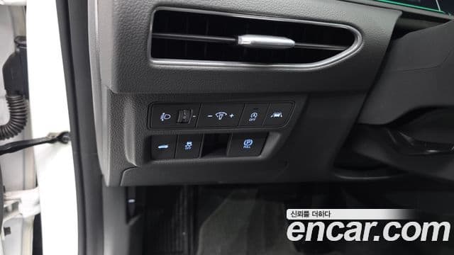 Hyundai Sonata Hybrid 2019 — Şəkil 6/30