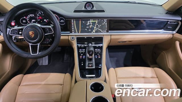 Porsche Panamera 2018 — Şəkil 10/20