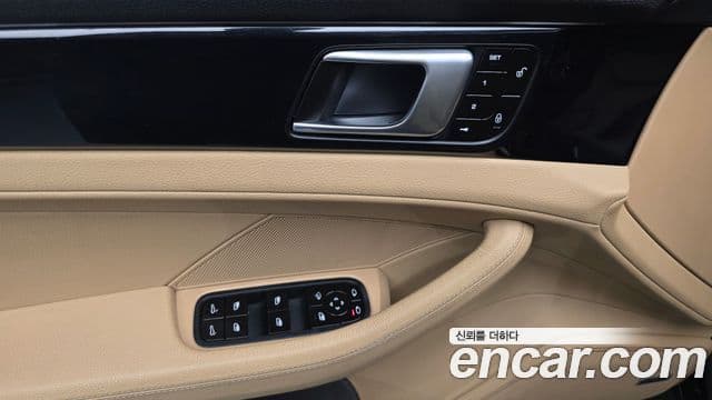 Porsche Panamera 2018 — Şəkil 13/20