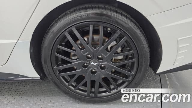 Hyundai Sonata Hybrid 2021 — Photo 17/35