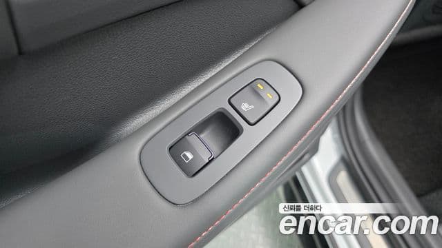 Hyundai Sonata Hybrid 2021 — Photo 9/35