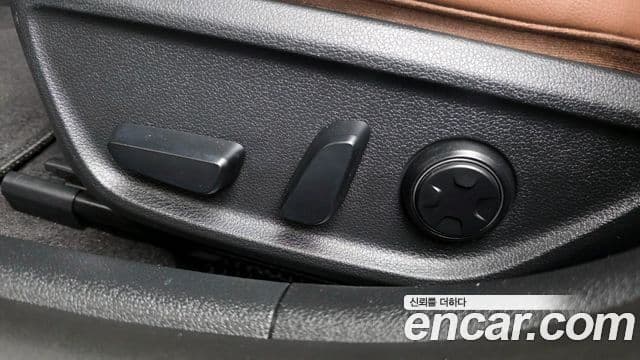 Genesis G70 2018 — Фото 16/20