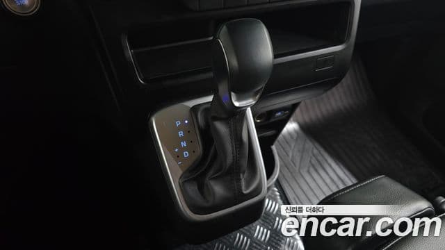 Hyundai Staria 2022 — Şəkil 9/20