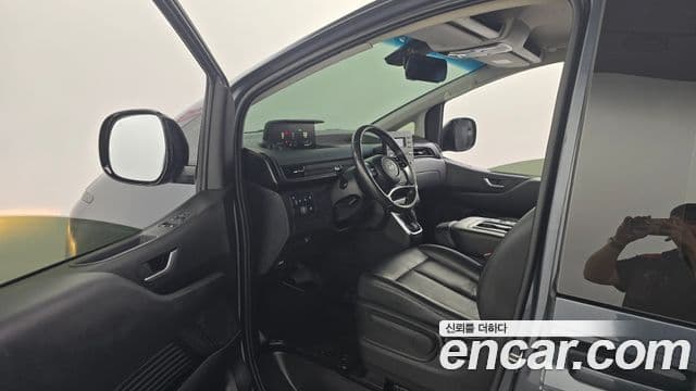 Hyundai Staria 2022 — Şəkil 10/20