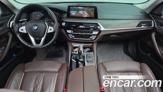 BMW 5 Series 2020 — Şəkil 7/20