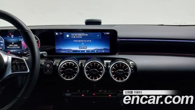 Mercedes-Benz A-Class 2024 — ფოტო 16/20