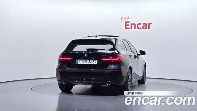 BMW 1 Series 2021 — Şəkil 4/20