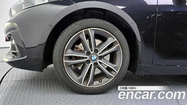 BMW 1 Series 2021 — Şəkil 5/20